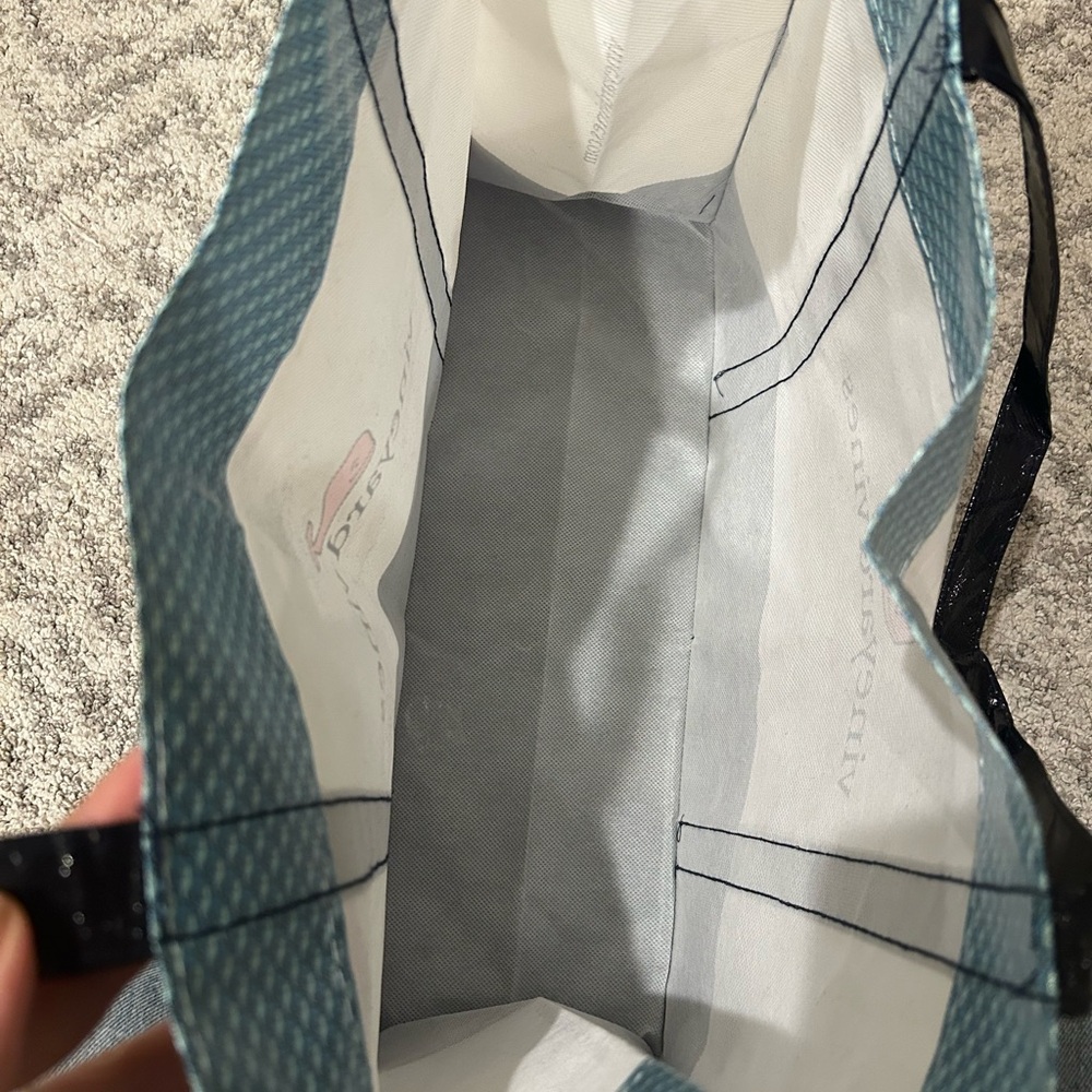 Vineyard Vines Blue and White Reusable Tote bag - Picture 2 of 3